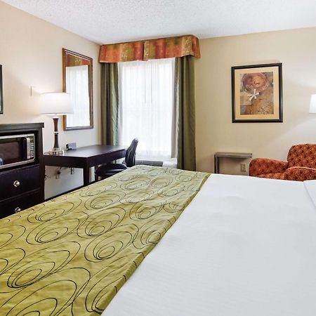 Best Western Plus Addison/Dallas Hotel Bagian luar foto