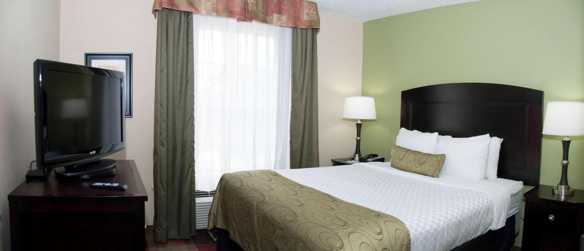 Best Western Plus Addison/Dallas Hotel Bagian luar foto